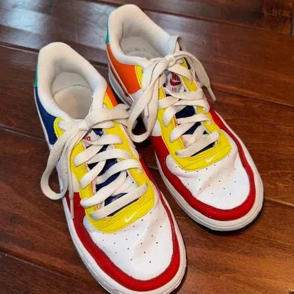 Nike Air Force One, kids size 3.5Y - Picture 2 of 6